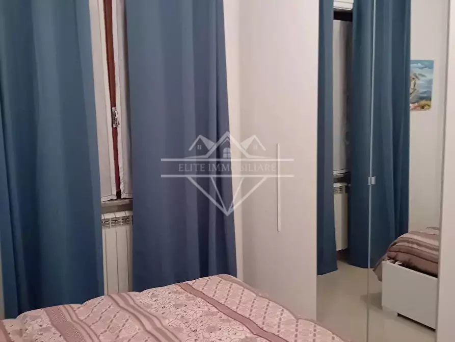 Immagine 12 di Appartamento in vendita  a Carrara