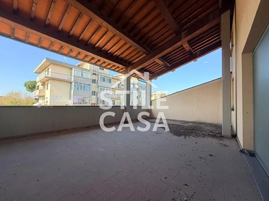 Immagine 10 di Loft/Open space in vendita  a Santa Croce Sull'arno