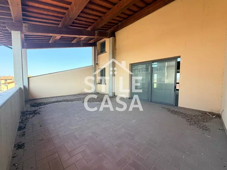 Immagine 9 di Loft/Open space in vendita  a Santa Croce Sull'arno