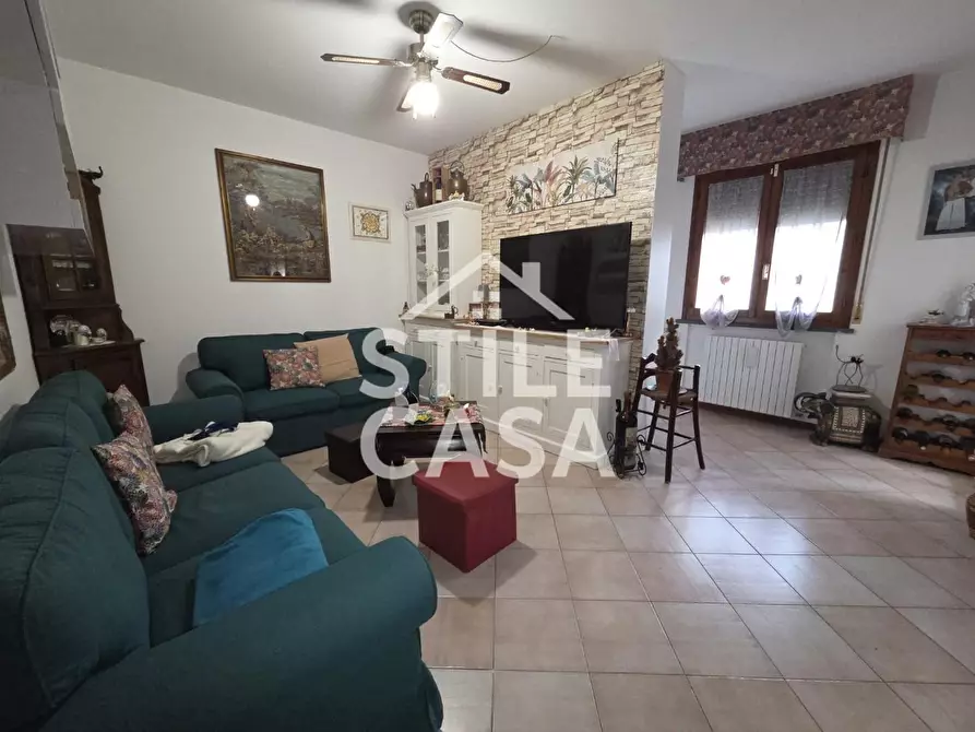 Immagine 23 di Mansarda in vendita  a Porcari