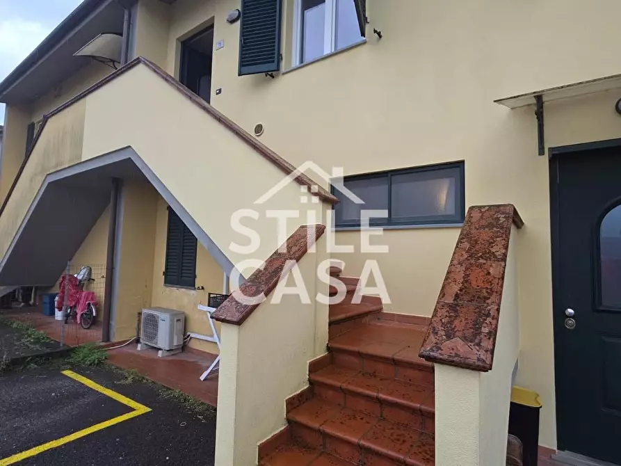 Immagine 1 di Mansarda in vendita  a Porcari