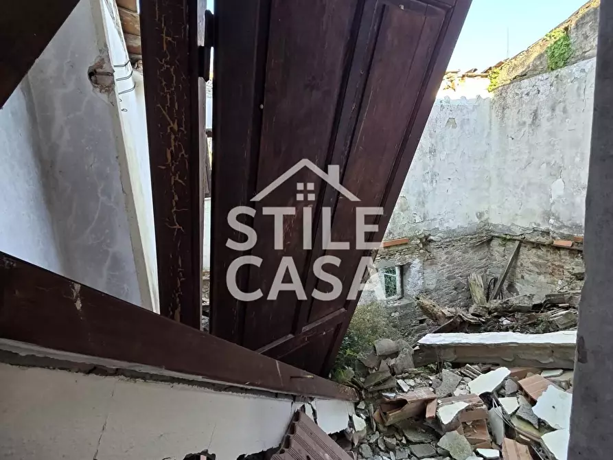 Immagine 3 di Casa semindipendente in vendita  a Montecarlo