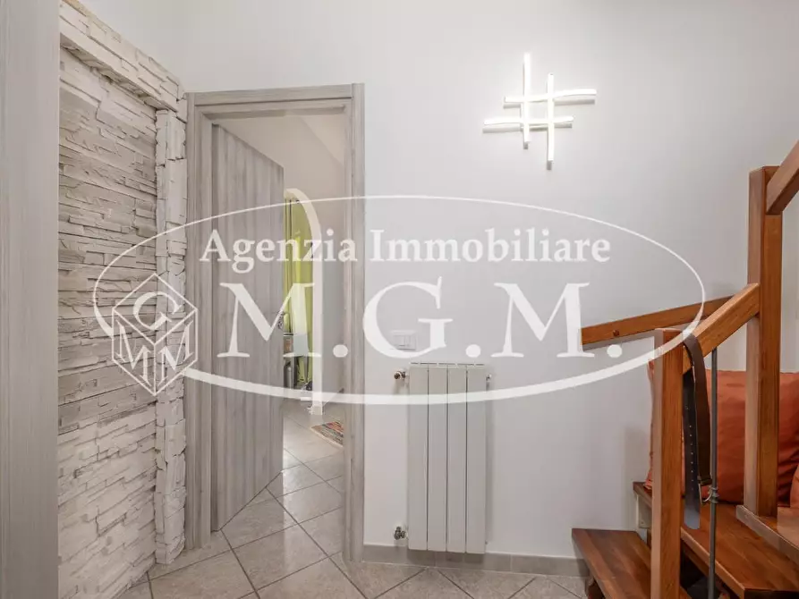 Immagine 22 di Villetta a schiera in vendita  a Buti