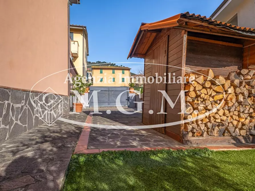 Immagine 39 di Villetta a schiera in vendita  a Buti