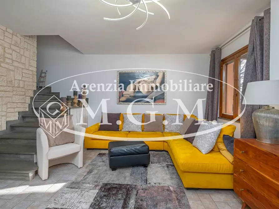 Immagine 11 di Villetta a schiera in vendita  a Buti