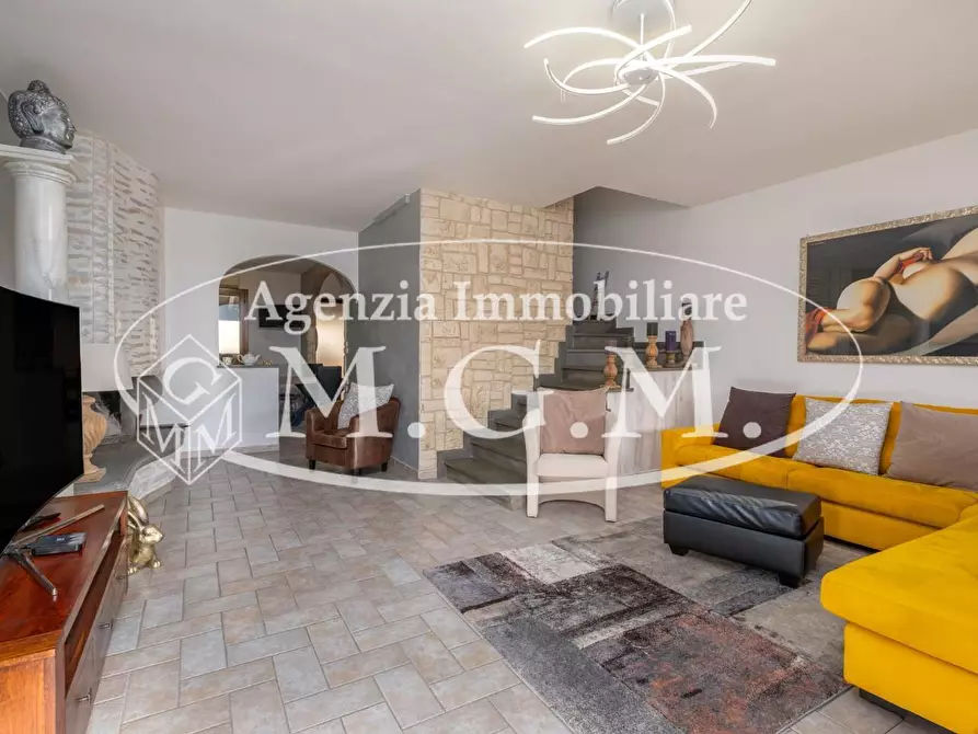 Immagine 21 di Villetta a schiera in vendita  a Buti