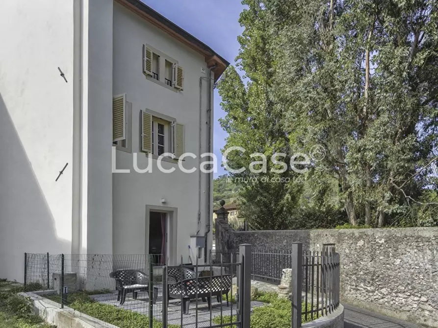 Immagine 26 di Terratetto in vendita  a Capannori