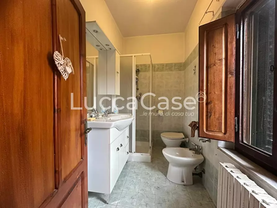 Immagine 15 di Casa indipendente in vendita  a Montecarlo