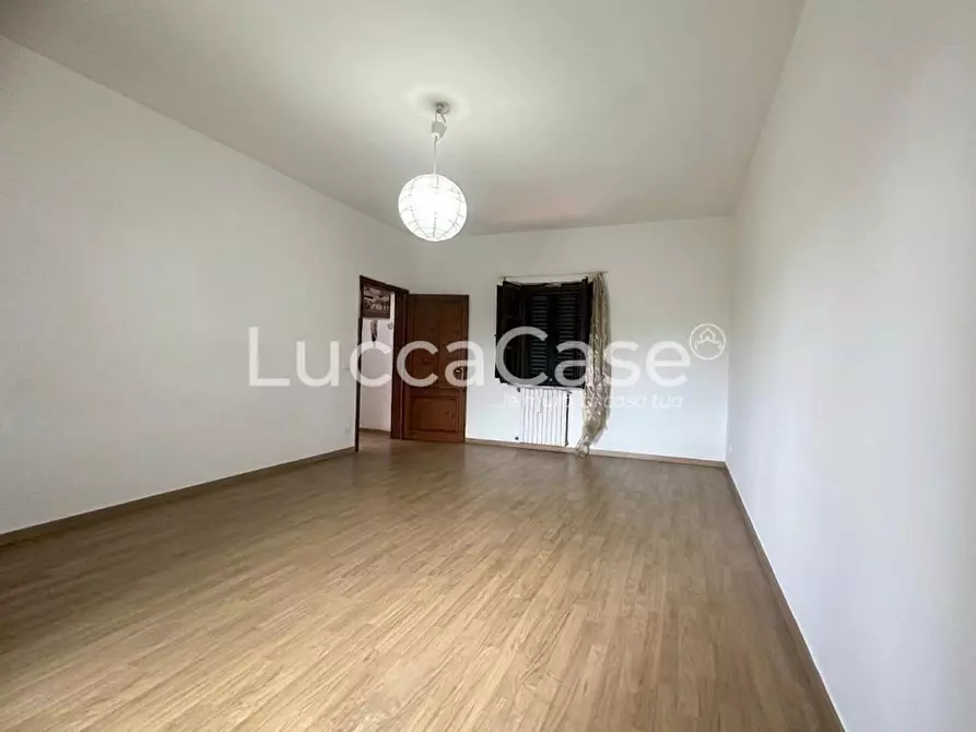 Immagine 10 di Casa indipendente in vendita  a Montecarlo