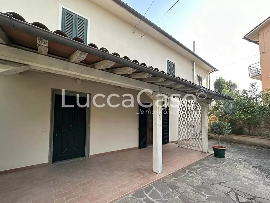 Immagine 17 di Casa indipendente in vendita  a Montecarlo