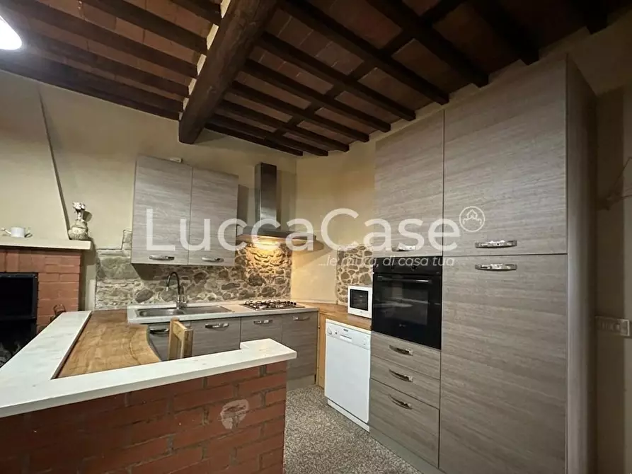 Immagine 2 di Casa indipendente in vendita  a Montecarlo