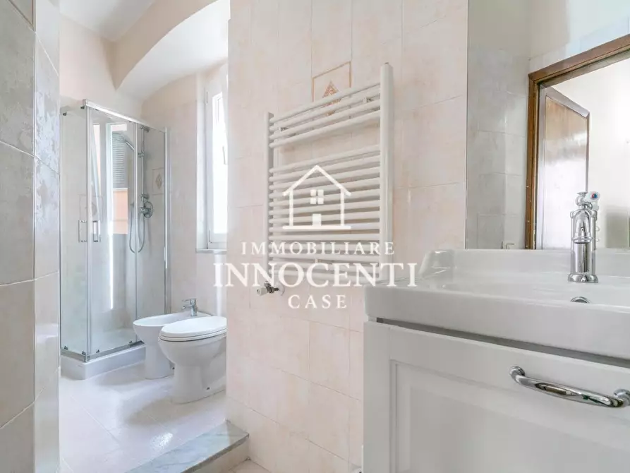 Immagine 8 di Appartamento in vendita  a Massa