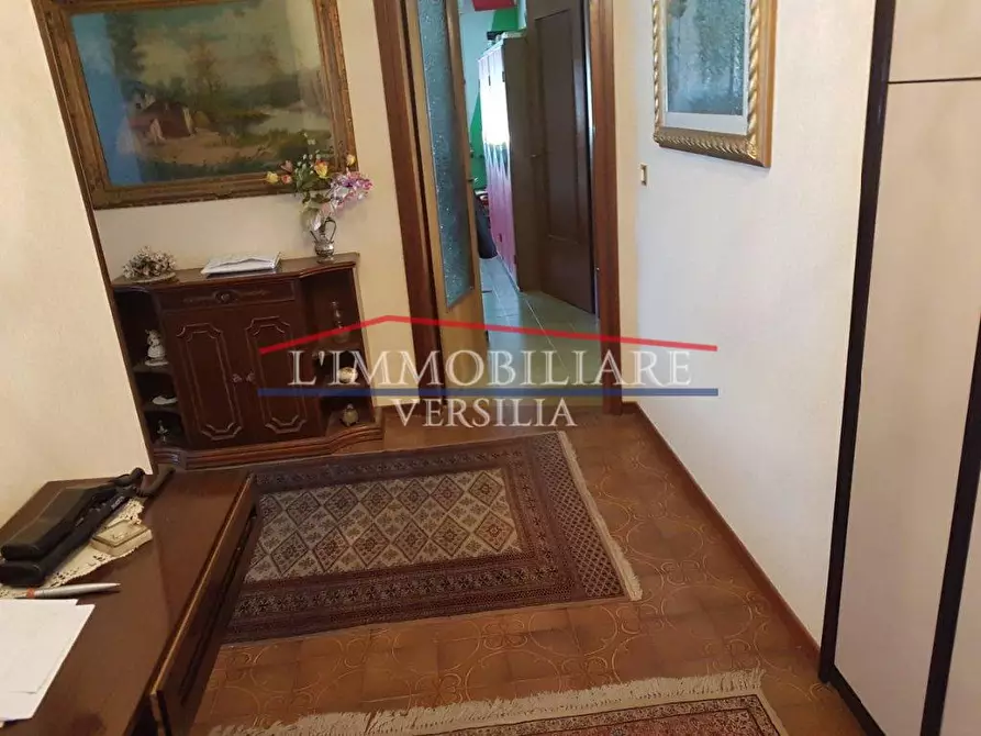 Immagine 4 di Mansarda in vendita  a Massa