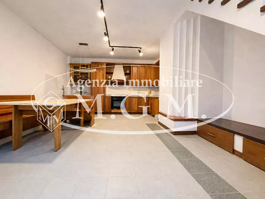 Immagine 44 di Terratetto in vendita  a Cascina