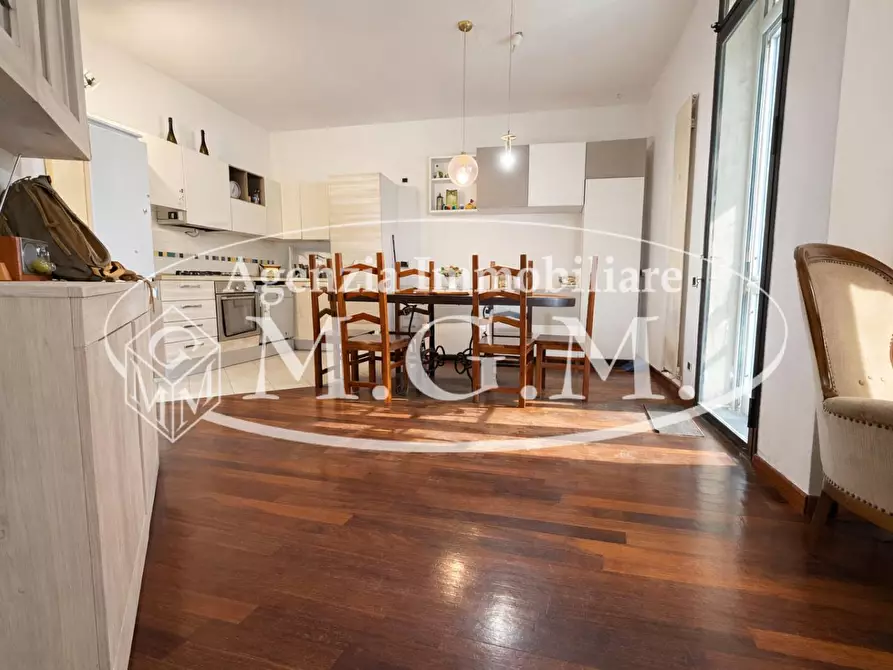 Immagine 10 di Terratetto in vendita  a Cascina