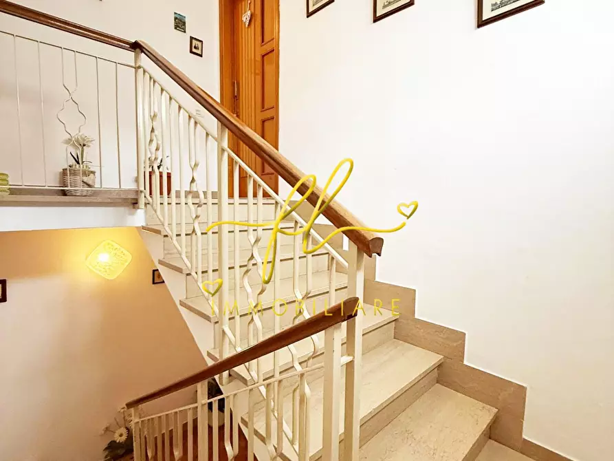 Immagine 33 di Appartamento in vendita  a Cecina