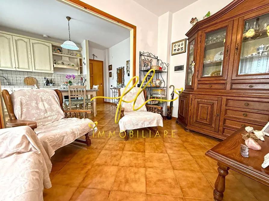 Immagine 9 di Appartamento in vendita  a Cecina