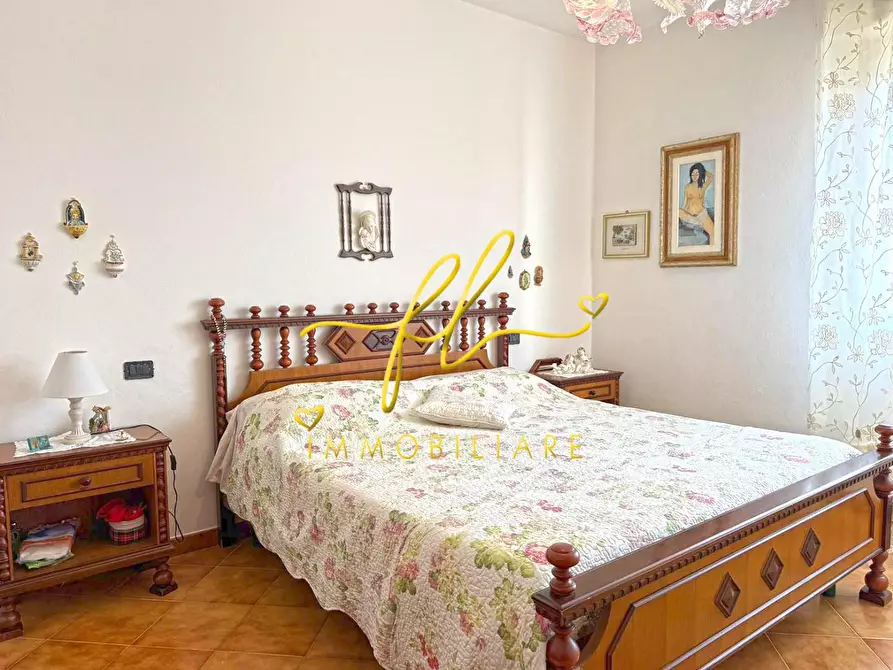 Immagine 17 di Appartamento in vendita  a Cecina