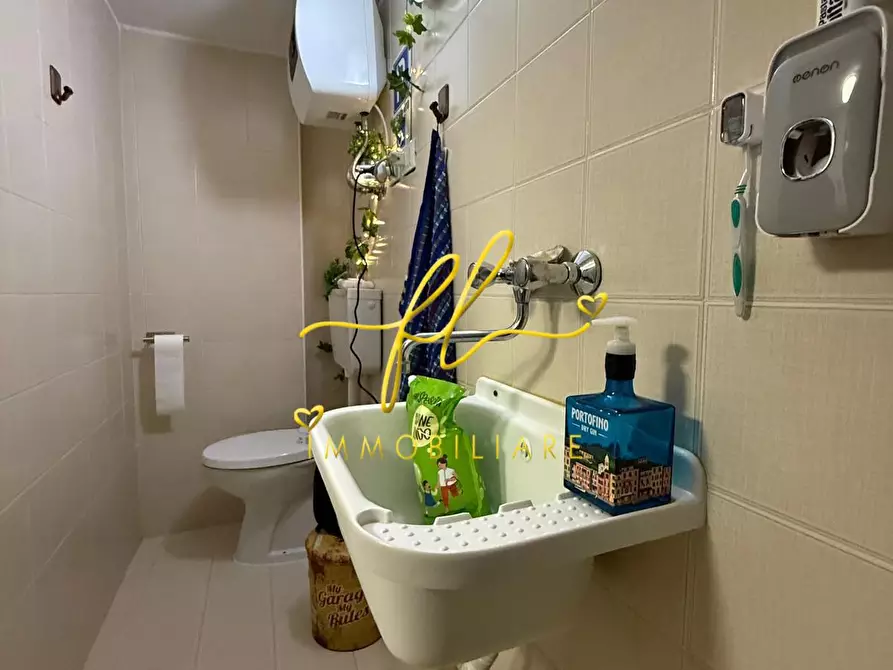 Immagine 31 di Appartamento in vendita  a Cecina