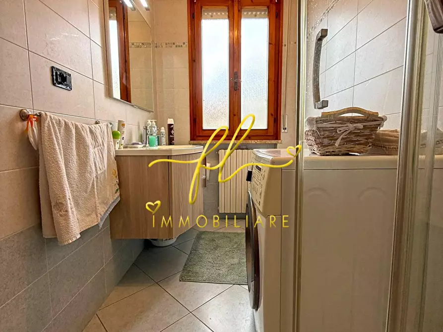 Immagine 23 di Appartamento in vendita  a Cecina