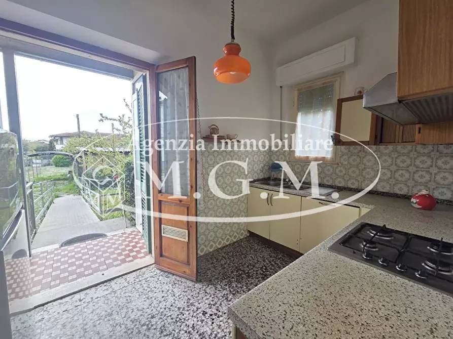 Immagine 6 di Villa in vendita  a Castelfranco Di Sotto