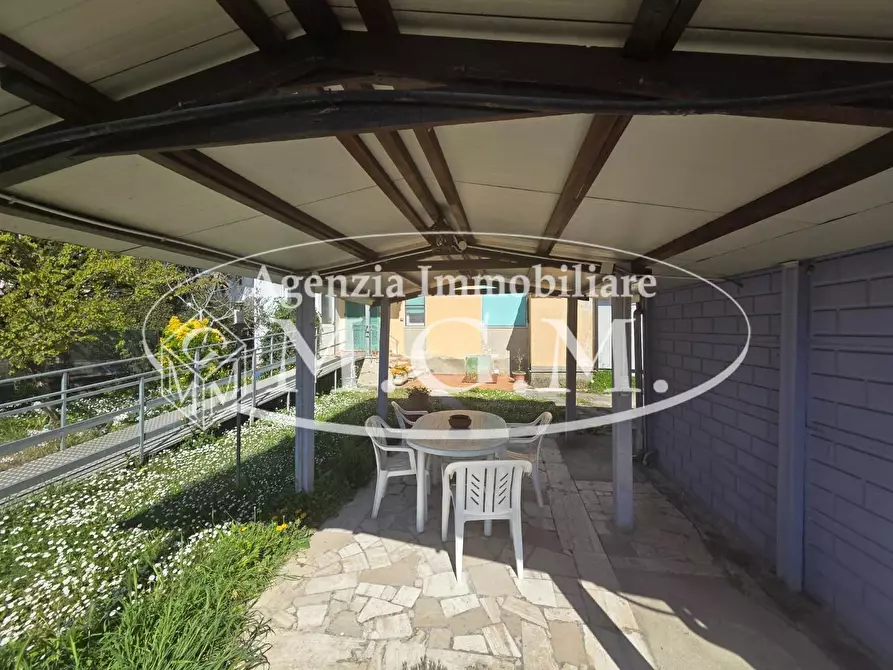 Immagine 21 di Villa in vendita  a Castelfranco Di Sotto