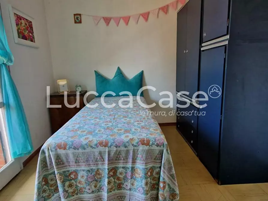 Immagine 24 di Appartamento in vendita  a Lucca