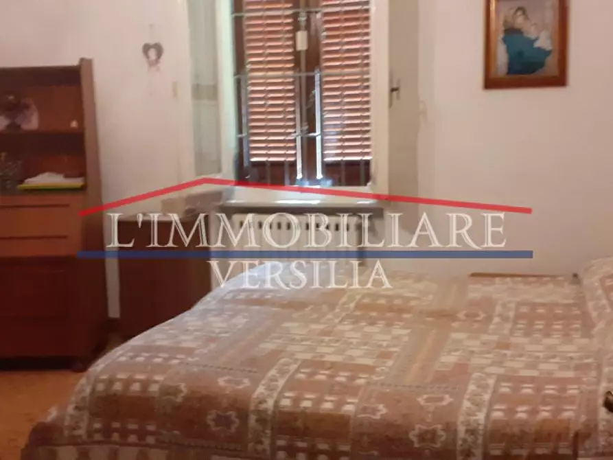 Immagine 10 di Casa indipendente in vendita  a Massa