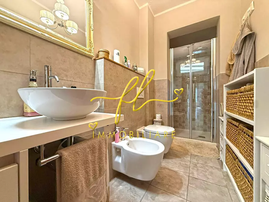 Immagine 22 di Appartamento in vendita  a Guardistallo