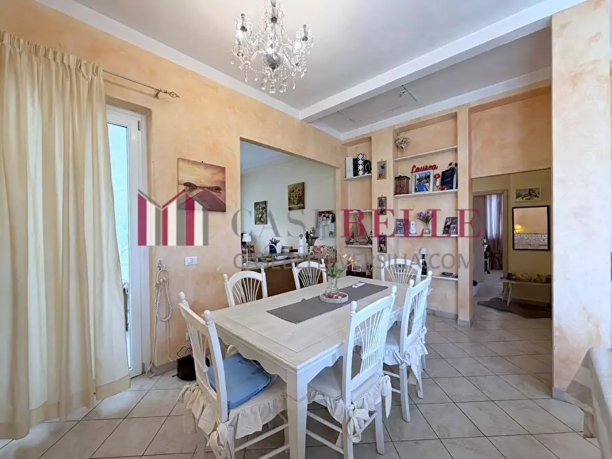 Immagine 7 di Villa in vendita  a Massarosa