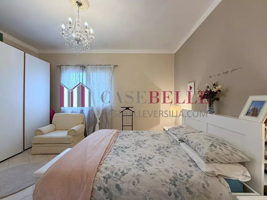 Immagine 30 di Villa in vendita  a Massarosa