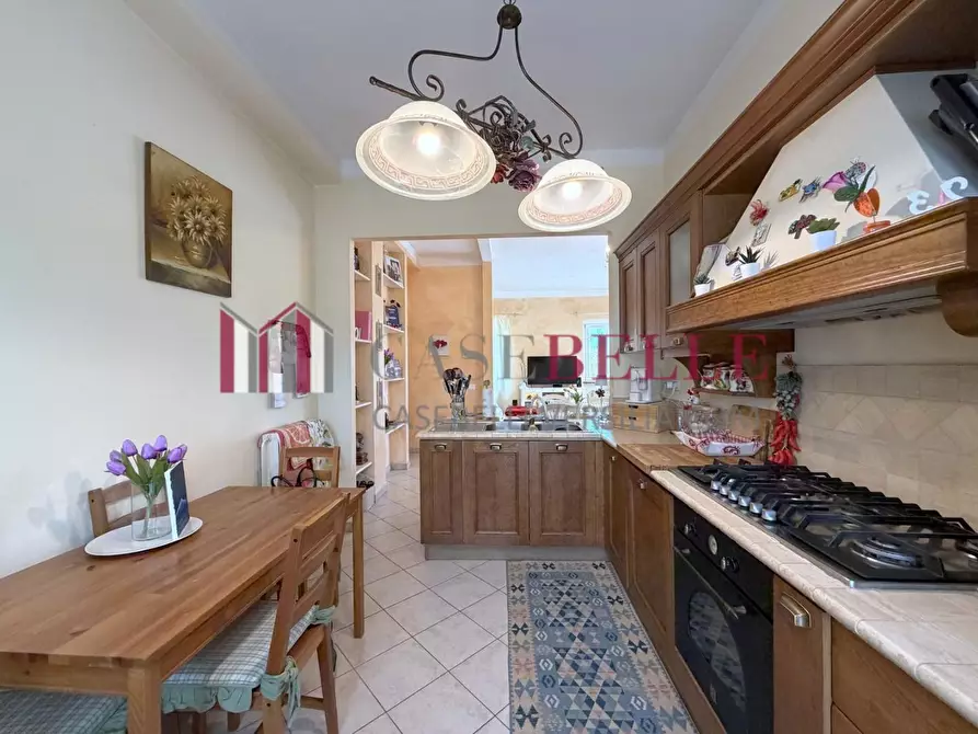 Immagine 11 di Villa in vendita  a Massarosa