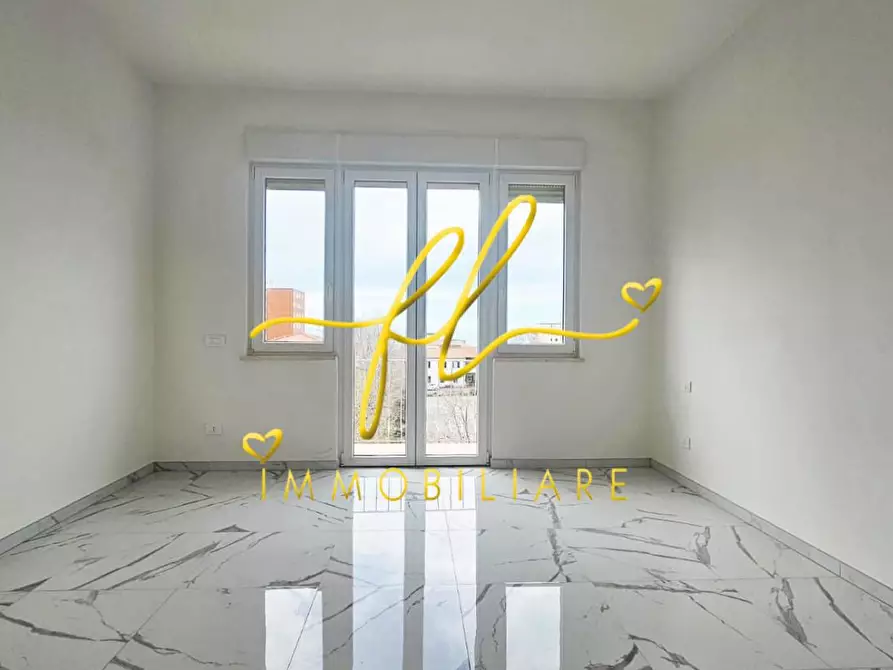 Immagine 7 di Appartamento in vendita  a Rosignano Marittimo