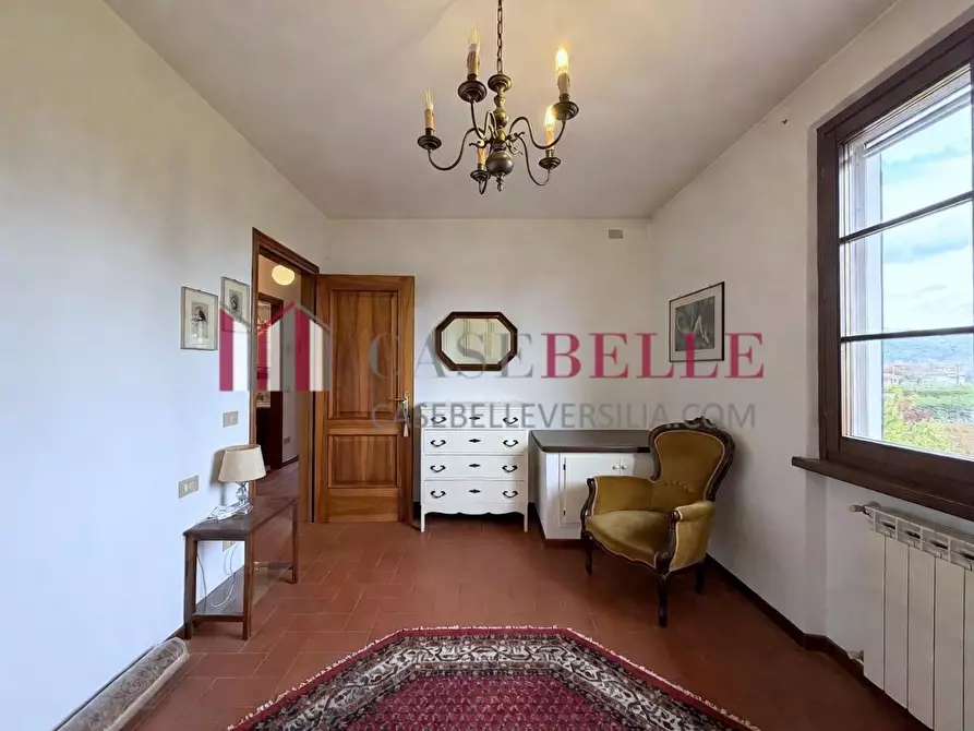 Immagine 25 di Casa trifamiliare in vendita  a Camaiore