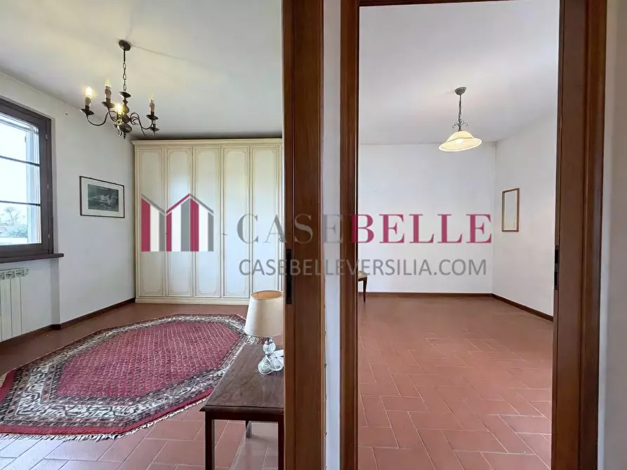 Immagine 23 di Casa trifamiliare in vendita  a Camaiore
