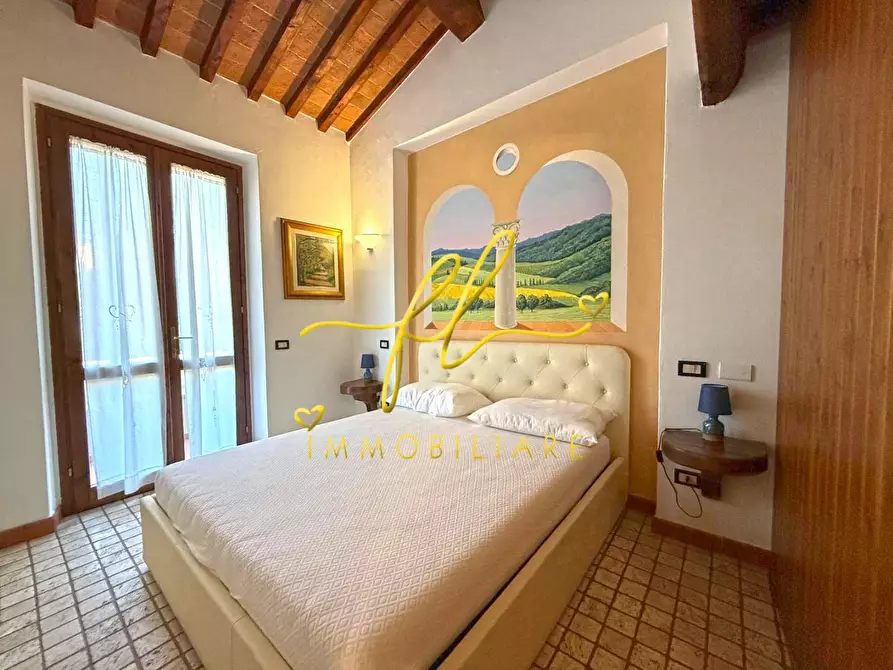 Immagine 7 di Appartamento in vendita  a Riparbella