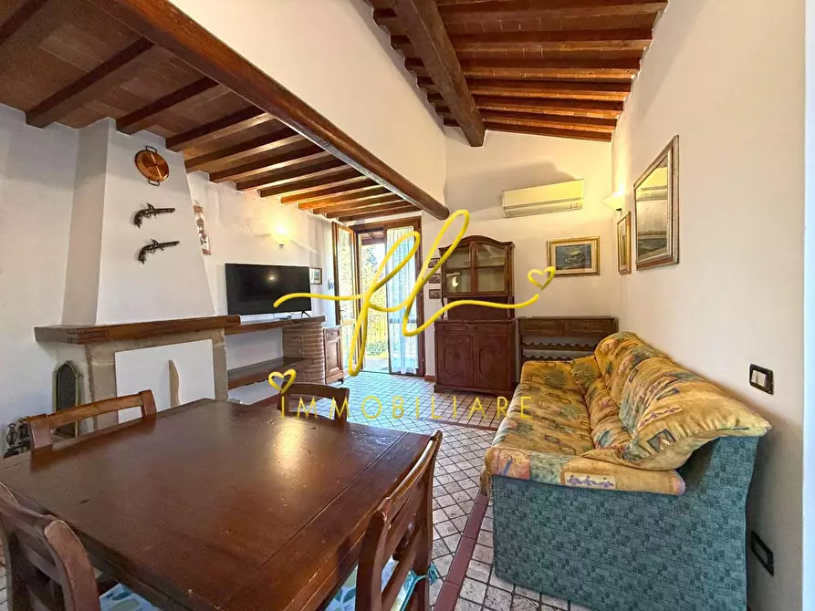 Immagine 4 di Appartamento in vendita  a Riparbella