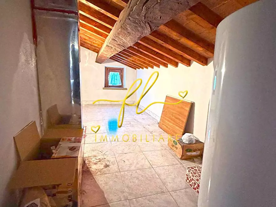 Immagine 17 di Appartamento in vendita  a Riparbella