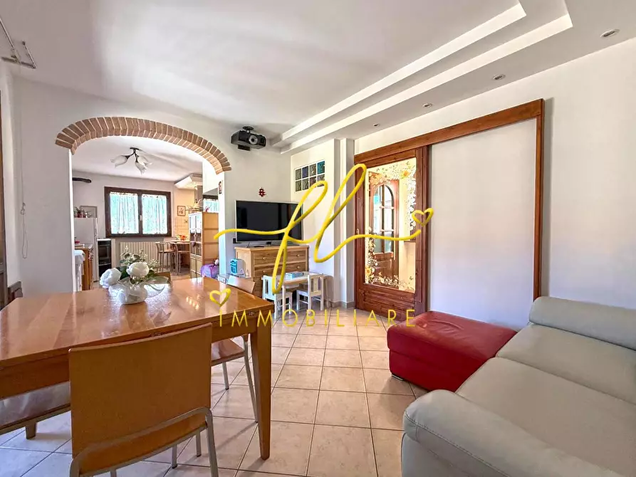 Immagine 6 di Appartamento in vendita  a Cecina