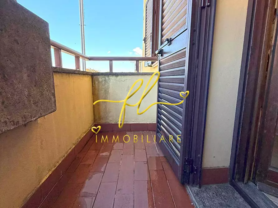 Immagine 3 di Appartamento in vendita  a Cecina