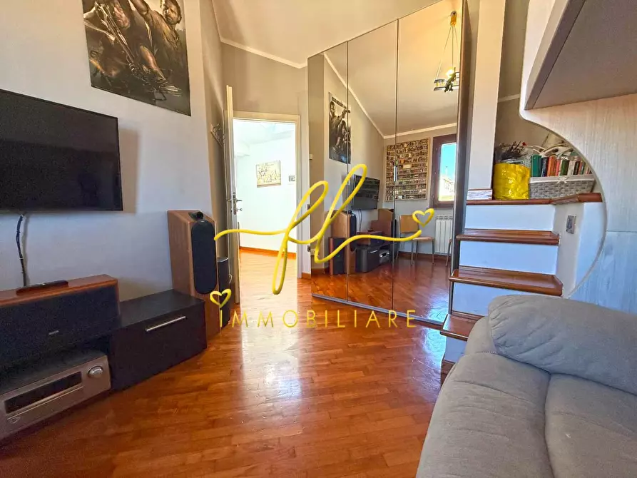 Immagine 26 di Appartamento in vendita  a Cecina