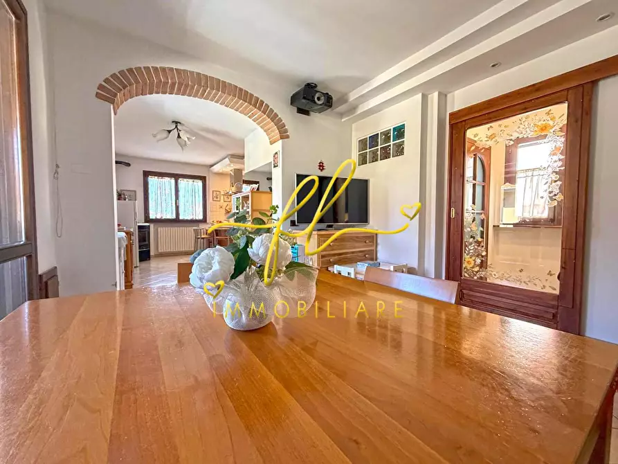 Immagine 13 di Appartamento in vendita  a Cecina