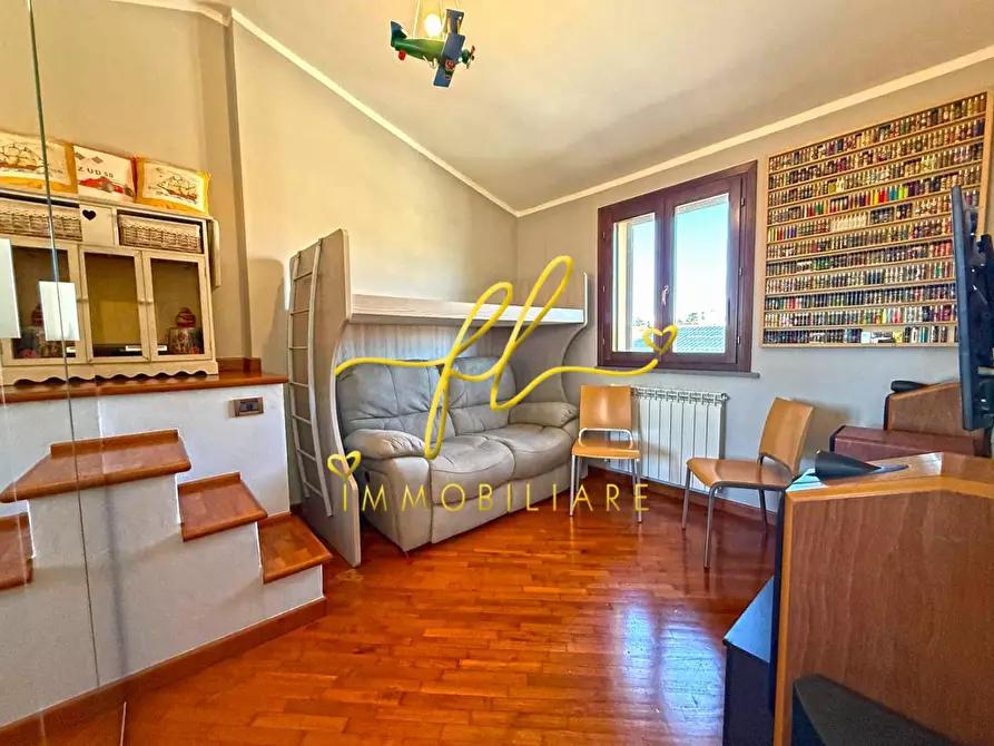 Immagine 25 di Appartamento in vendita  a Cecina