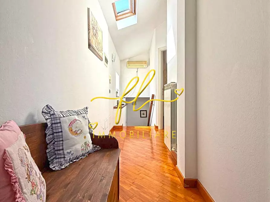 Immagine 18 di Appartamento in vendita  a Cecina