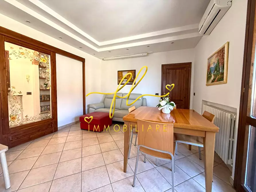 Immagine 5 di Appartamento in vendita  a Cecina