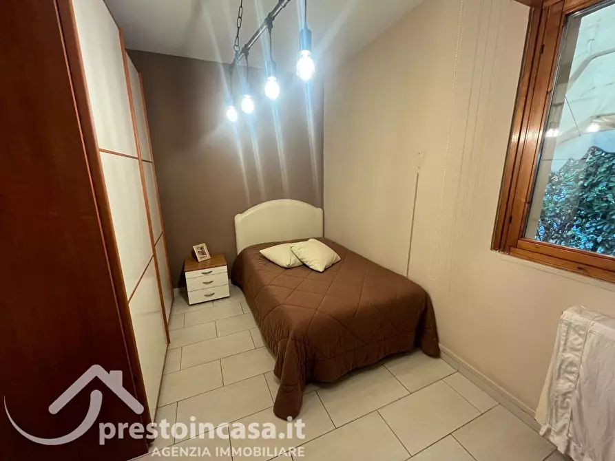 Immagine 17 di Appartamento in vendita  a Viareggio