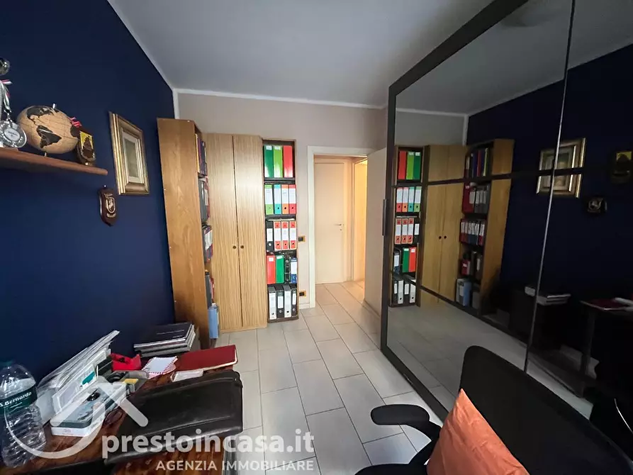 Immagine 19 di Appartamento in vendita  a Viareggio