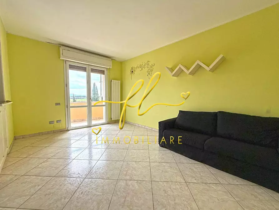 Immagine 5 di Appartamento in vendita  a Cecina