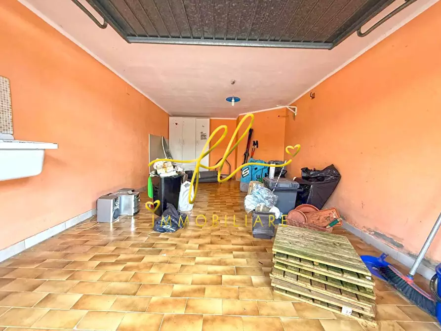 Immagine 18 di Appartamento in vendita  a Cecina