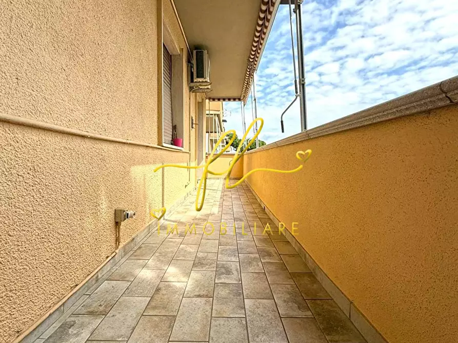 Immagine 17 di Appartamento in vendita  a Cecina